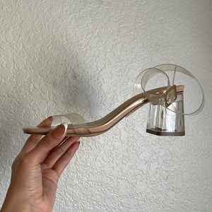 FASHION NOVA Tipping The Glass Mid Heels